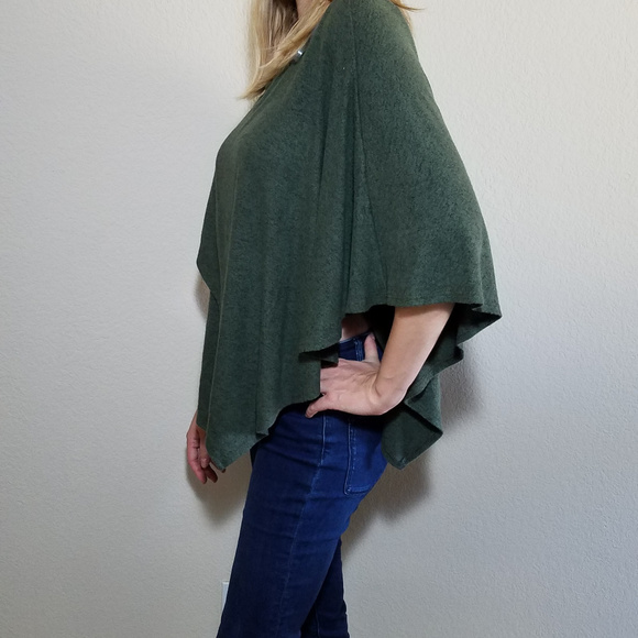 PROMESA HUNTER GREEN BATWING DRAPE SWEATER SMALL - Picture 3 of 7